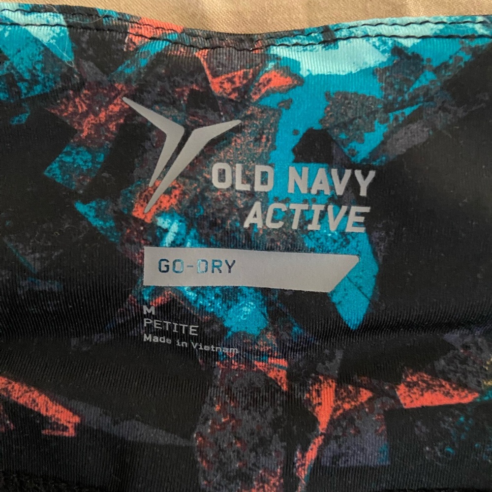 3 pairs Old Navy Active Leggings - Picture 6 of 7